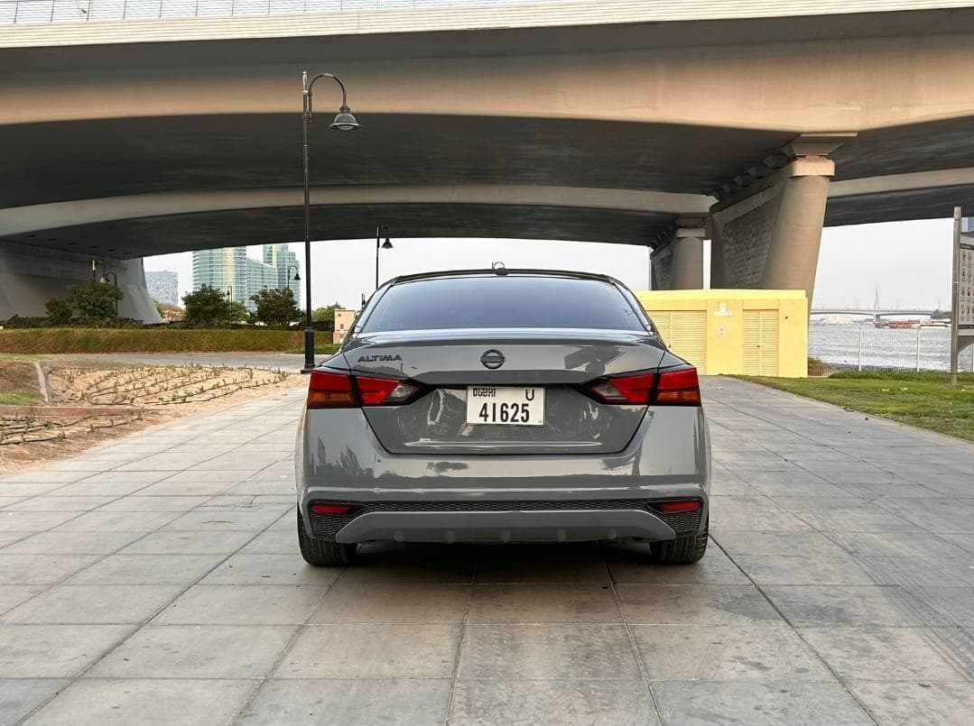 Nissan Altima 2023 image 3