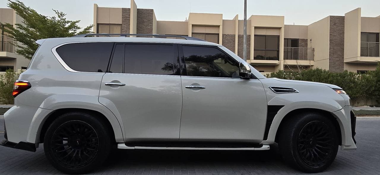 Nissan patrol 2023 Platinum Black Hawk kit image 2